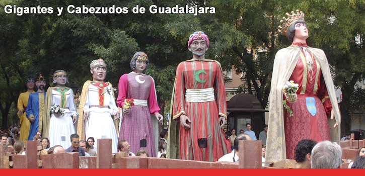 Gigantes y cabezudos de Guadalajara