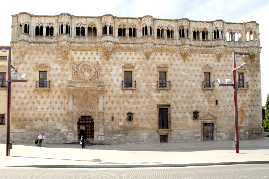 palacio del infantado en Guadalajara